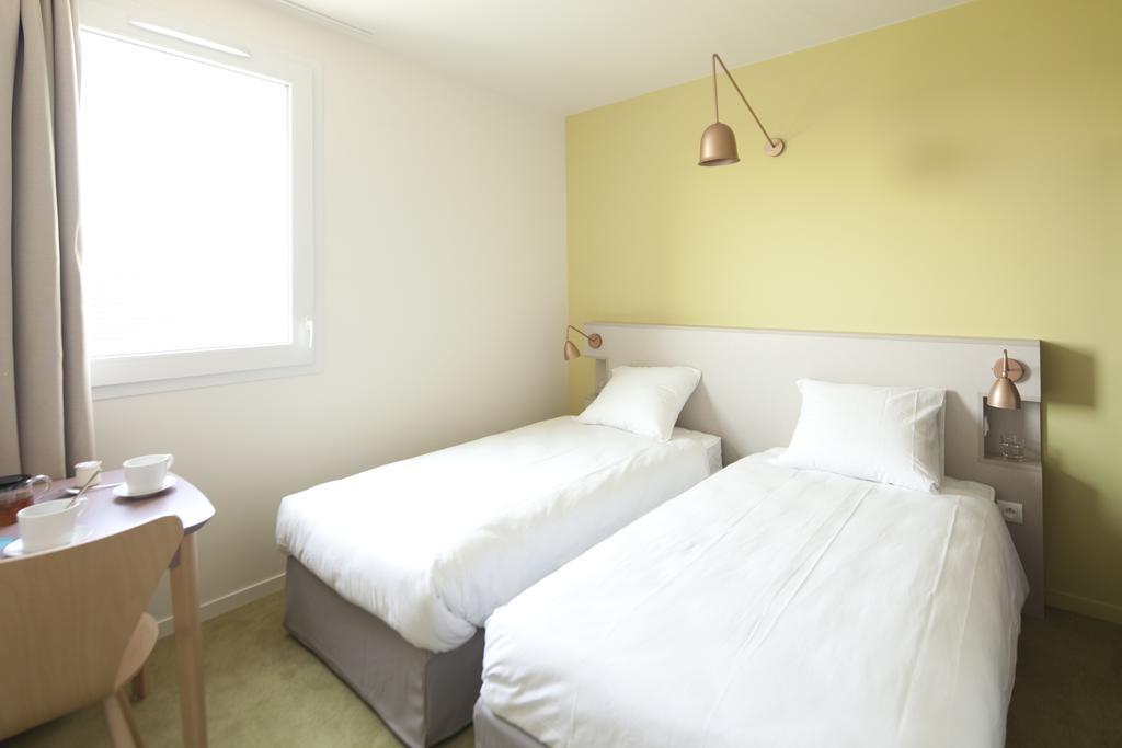 Les Clefs Du Roy By Popinns Buc  Room photo